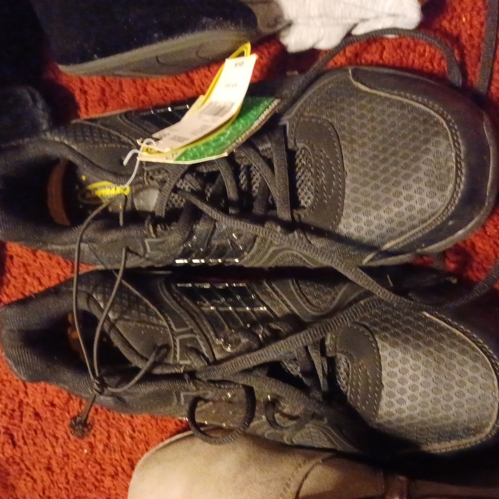 Work shoes